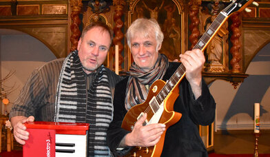 Tonky de la Pena (rechts) und Boris Grimm spielen Blues@Church - Copyright: Kirsten Heer